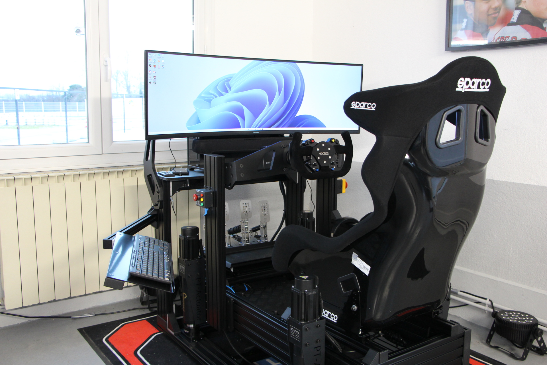 les simulateurs de SimraceIn Exemples de simulateurs automobile réalisés SimraceIn